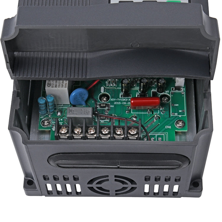 AT1-1500S Single-phase Inverter 1.5KW 220V Single-in Three-out Inverter Governor, AT1-1500S - HoMEdemic™ 