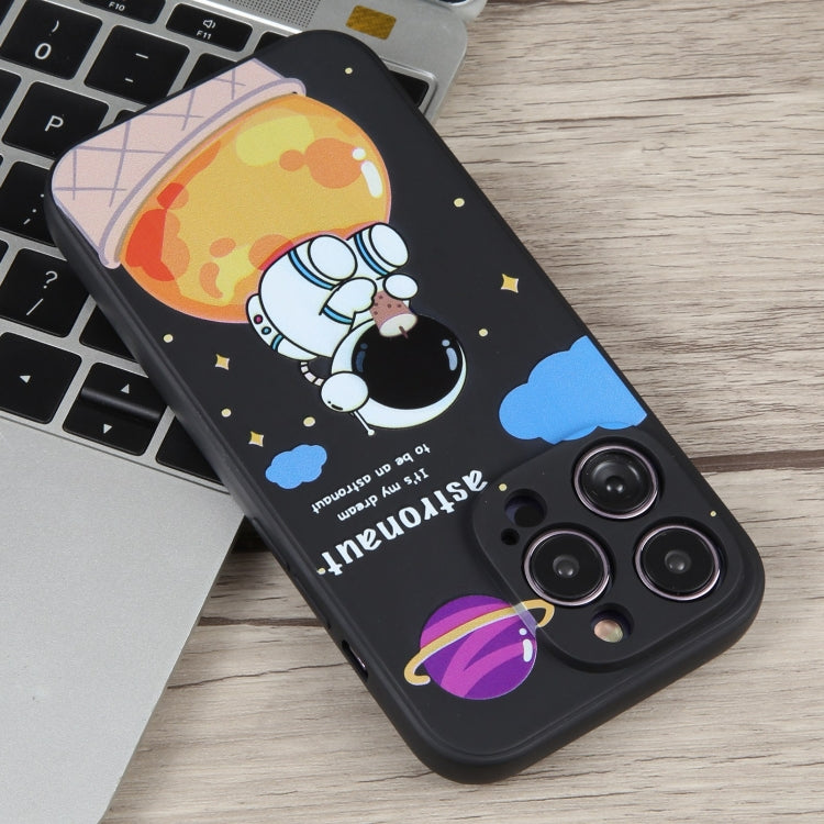 For iPhone 15 Pro Milk Tea Astronaut Pattern Liquid Silicone Phone Case(Ivory Black) - HoMEdemic™ 