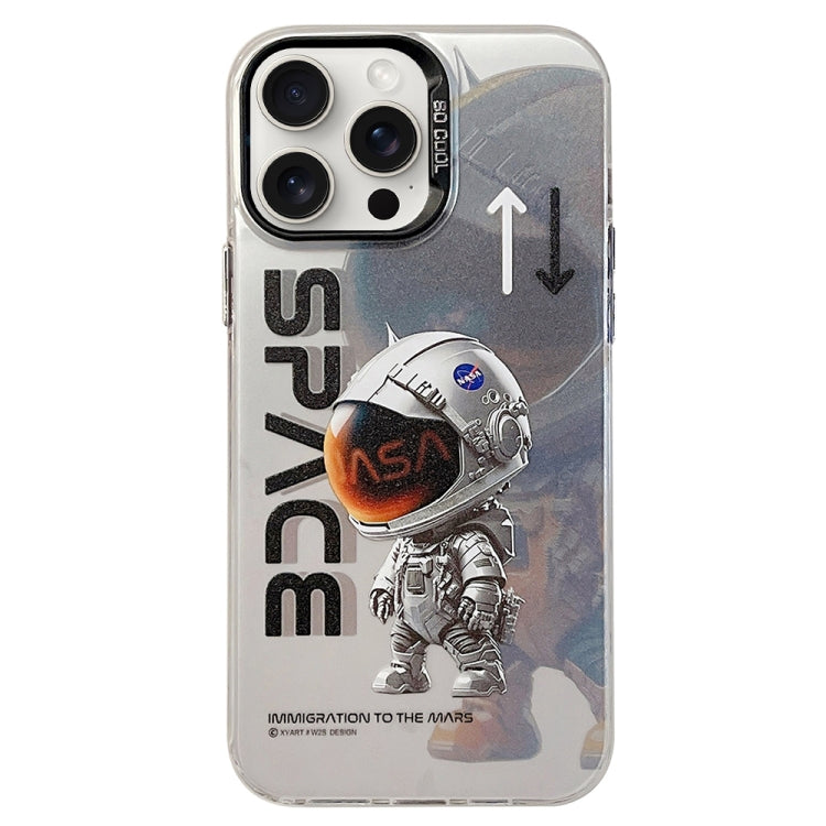 For iPhone 15 Pro Astronaut Pattern PC Phone Case(Gray Astronaut) - HoMEdemic™ 