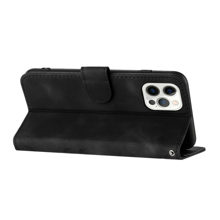 For iPhone 15 Pro Line Pattern Skin Feel Leather Phone Case(Black) - HoMEdemic™ 