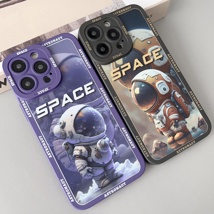 For iPhone 15 Pro Liquid Angel Eyes Giant Astronaut TPU Phone Case(Black) - HoMEdemic™ 