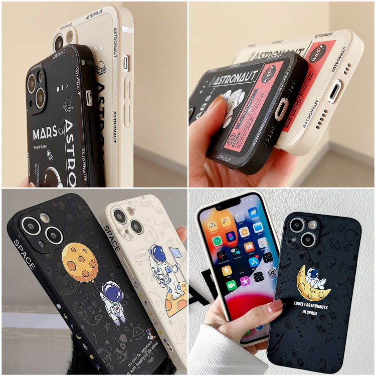 For iPhone 15 Pro Astronaut Pattern Silicone Straight Edge Phone Case(Planet Landing-Black) - HoMEdemic™ 