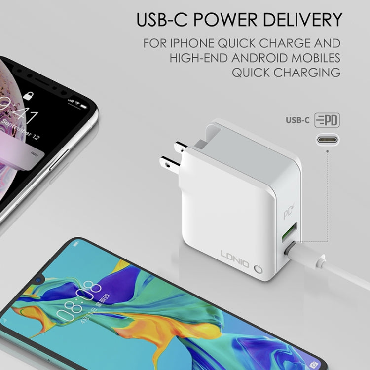 LDNIO A4403C 30W PD + Auto-id Foldable Fast Travel Charger with 1m 8 Pin Cable, UK Plug - HoMEdemic™ 