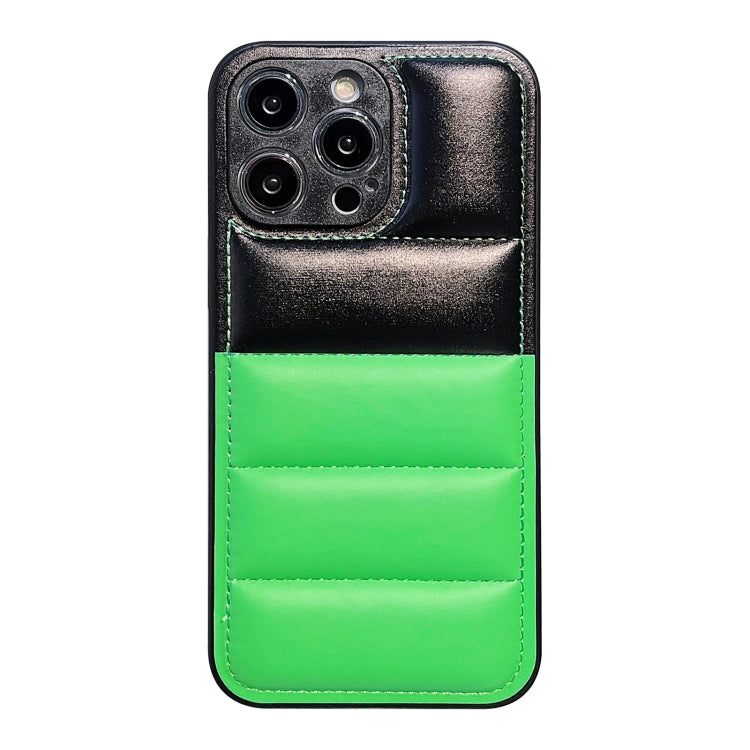 For iPhone 15 Pro Color Block Down Jacket Phone Case(Black Green) - HoMEdemic™ 