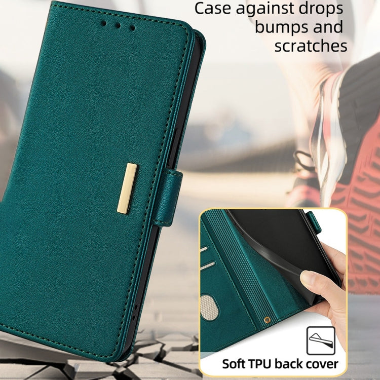 For iPhone 15 Pro Crossbody Chain Leather Phone Case(Green) - HoMEdemic™ 