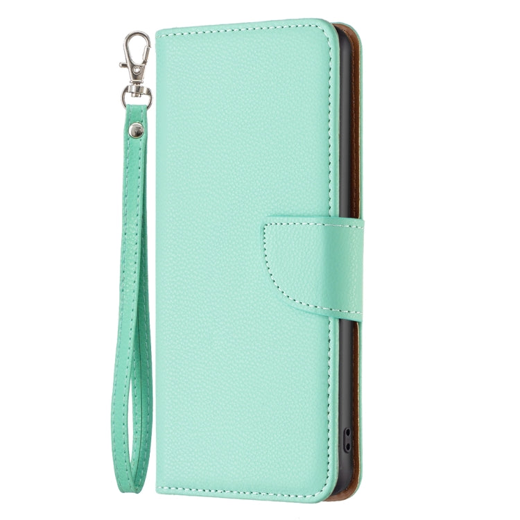 For iPhone 15 Pro Litchi Texture Pure Color Flip Leather Phone Case(Green) - HoMEdemic™ 