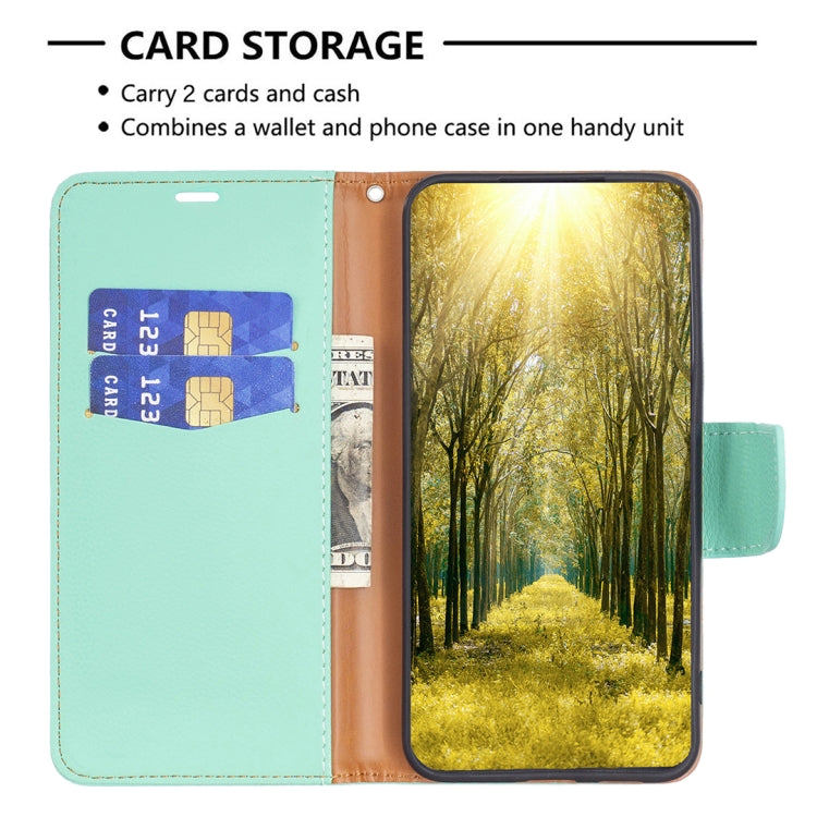 For iPhone 15 Pro Litchi Texture Pure Color Flip Leather Phone Case(Green) - HoMEdemic™ 