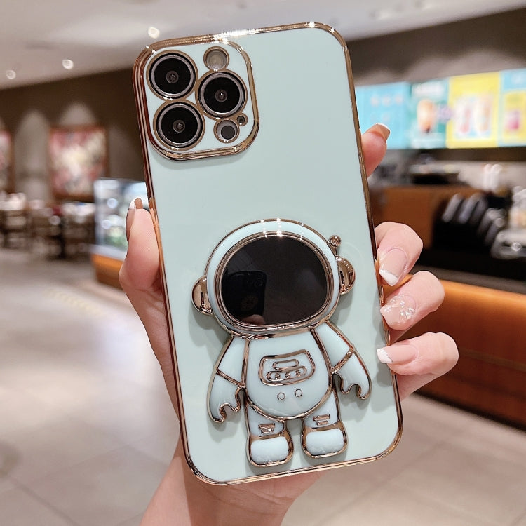 For iPhone 15 Pro Max Electroplating Astronaut Holder Phone Case(Green) - HoMEdemic™ 