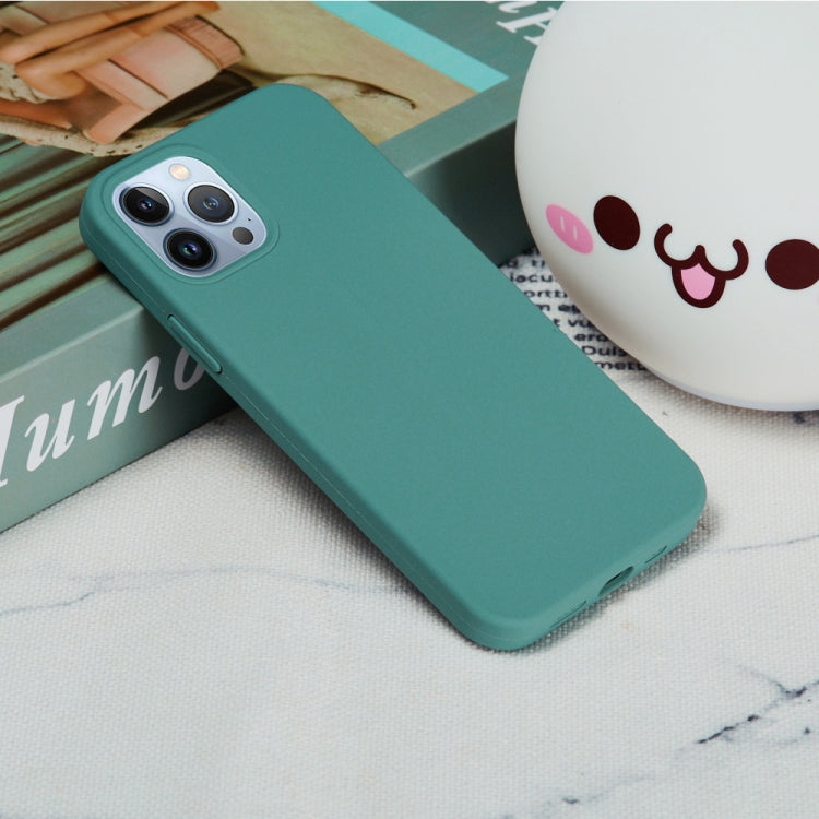 For iPhone 15 Pro Max Solid Color Silicone Phone Case(Pine Needle Green) - HoMEdemic™ 