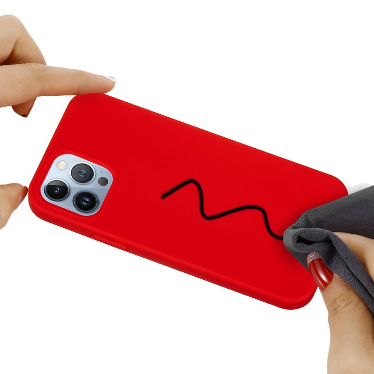 For iPhone 15 Pro Max Solid Color Silicone Phone Case(Red) - HoMEdemic™ 
