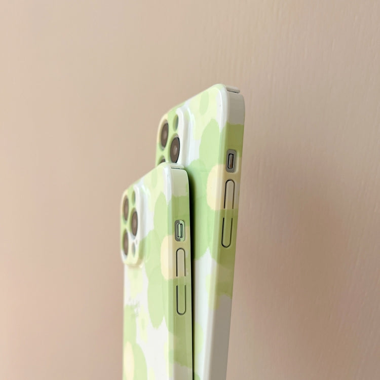 For iPhone 15 Pro PC Phone Case(Green Flower) - HoMEdemic™ 