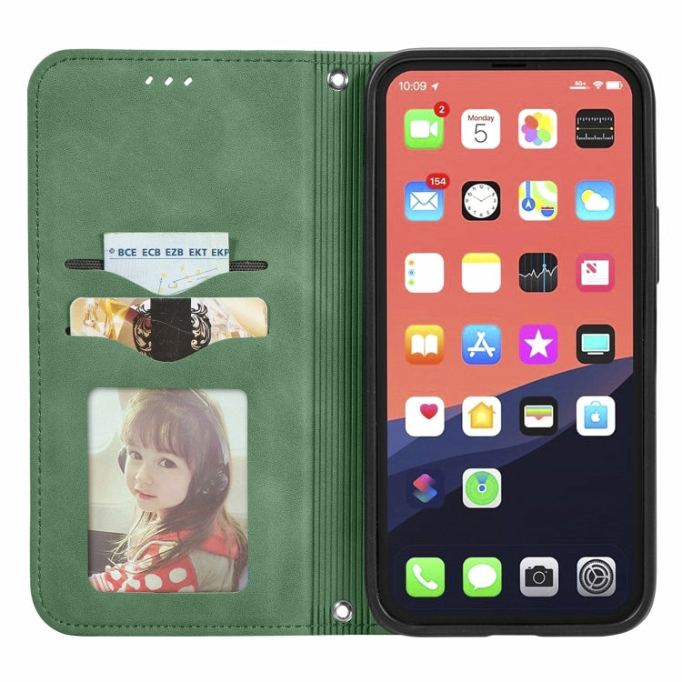 For iPhone 15 Pro Retro Skin Feel Magnetic Leather Phone Case(Green) - HoMEdemic™ 