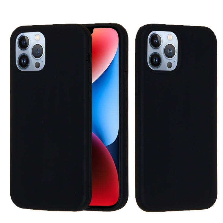 For iPhone 15 Pro Solid Color Silicone Phone Case(Black) - HoMEdemic™ 