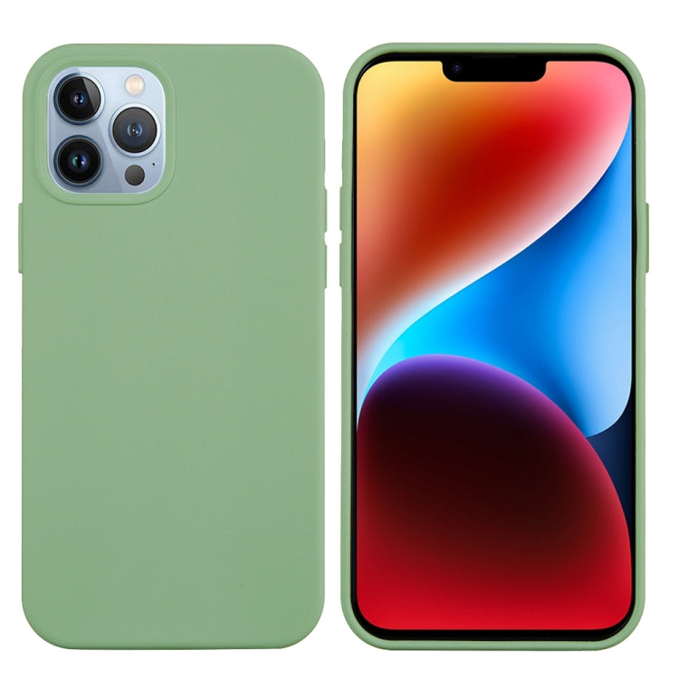 For iPhone 15 Pro Solid Color Silicone Phone Case(Mint Green) - HoMEdemic™ 