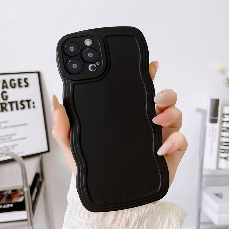 For iPhone 15 Pro Wave Edge Silicone Phone Case(Black) - HoMEdemic™ 